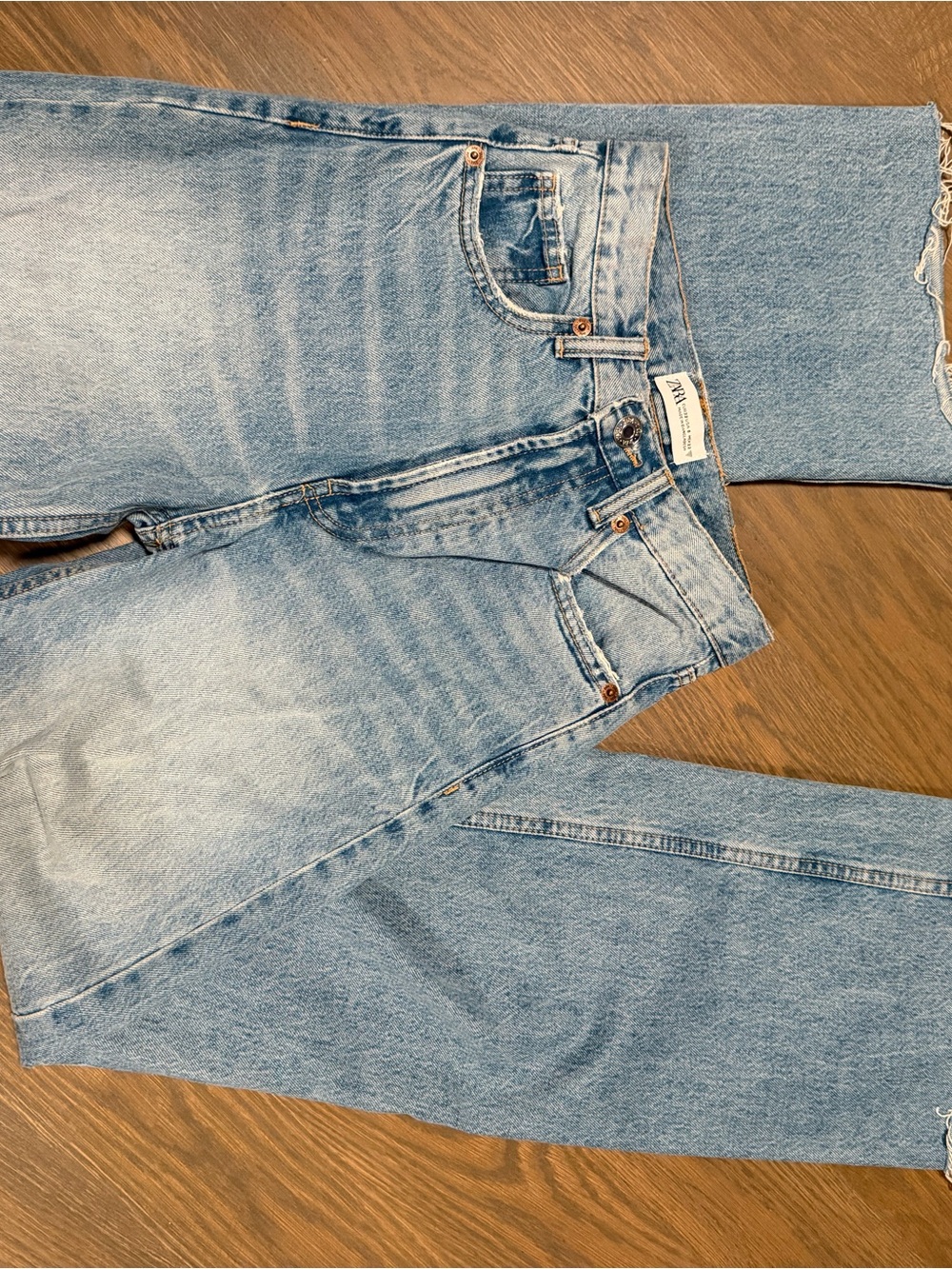 ZARA Light Wash women’s Slim-Straight Jeans